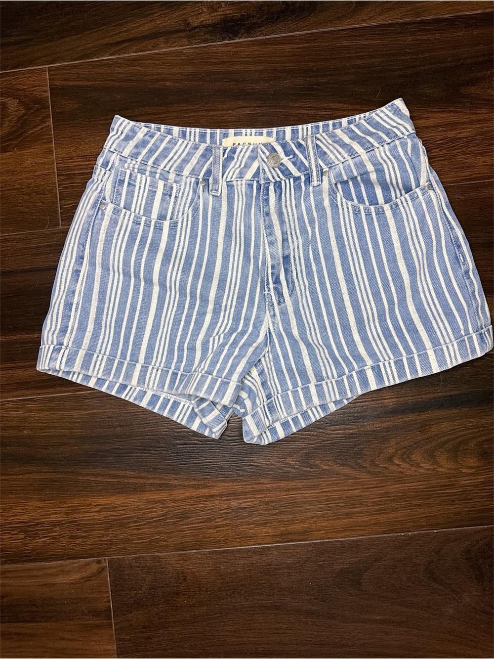 PacSun Women’s Blue and White Striped Jean Shorts Size 26